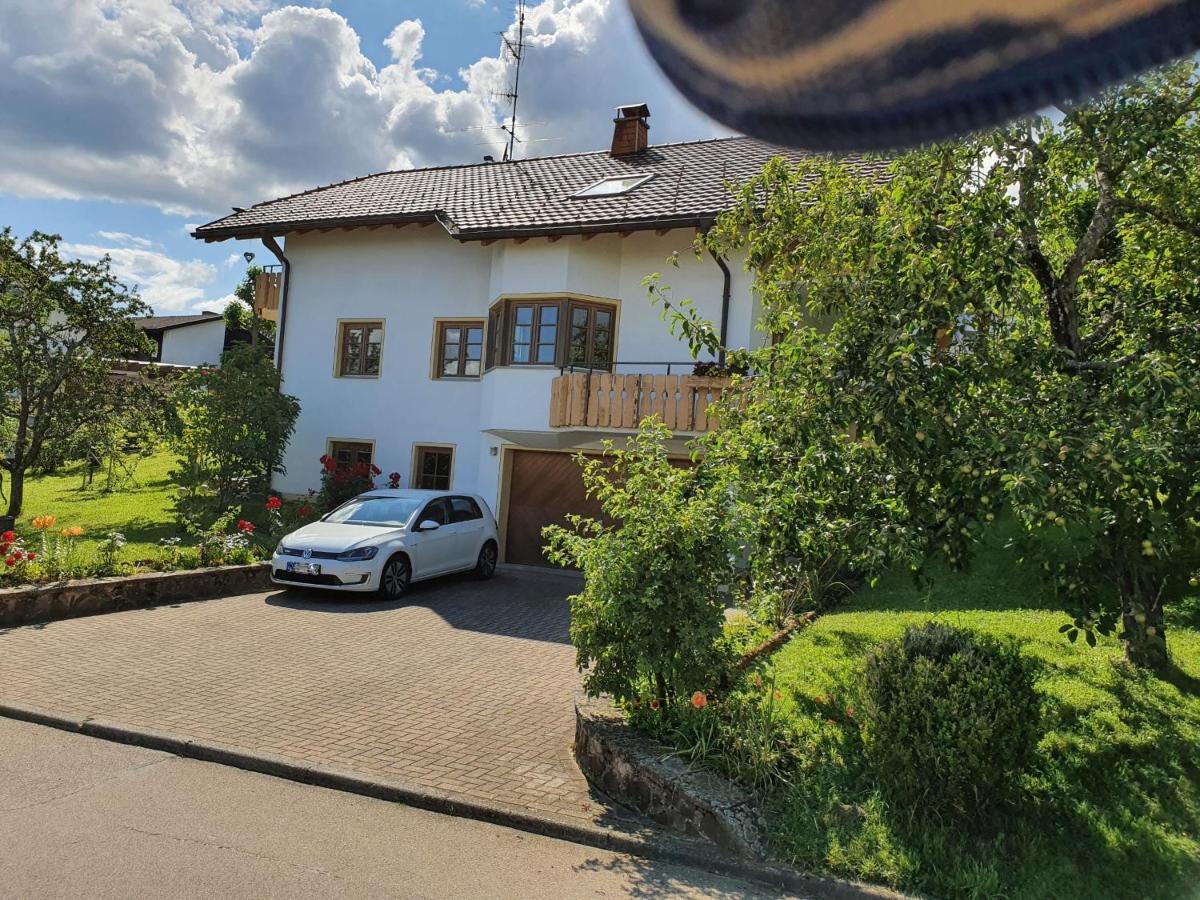 Haus Sonnenblume Lägenhet Weilheim Exteriör bild